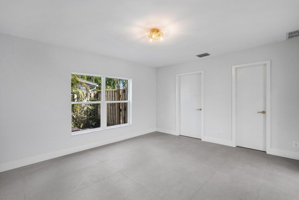 46 Sw 9th Avenue - Photo 15