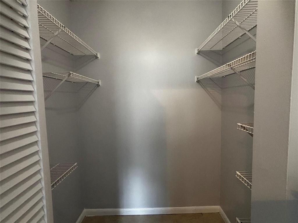 18340 Nw 68th Avenue - Photo 14