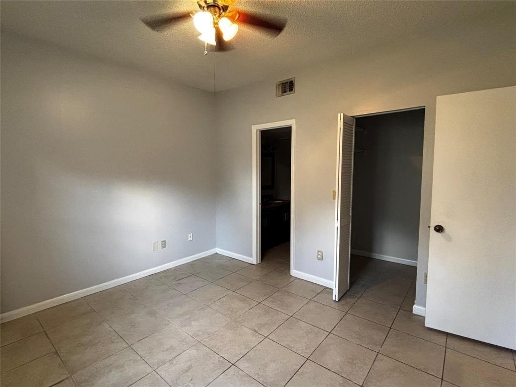 18340 Nw 68th Avenue - Photo 12