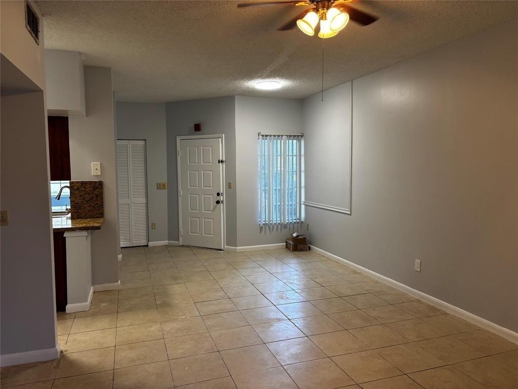18340 Nw 68th Avenue - Photo 8
