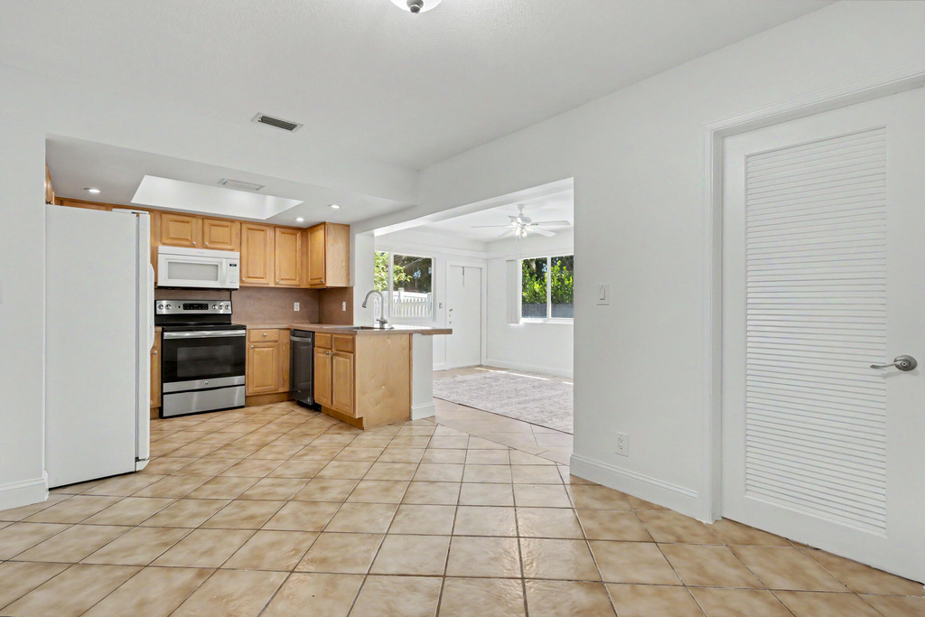 4800 Ne 25th Avenue - Photo 14