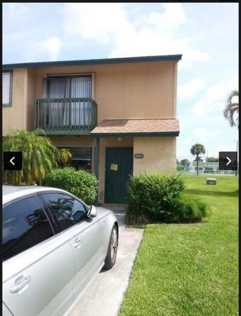 4901 Pier Drive - Photo 0