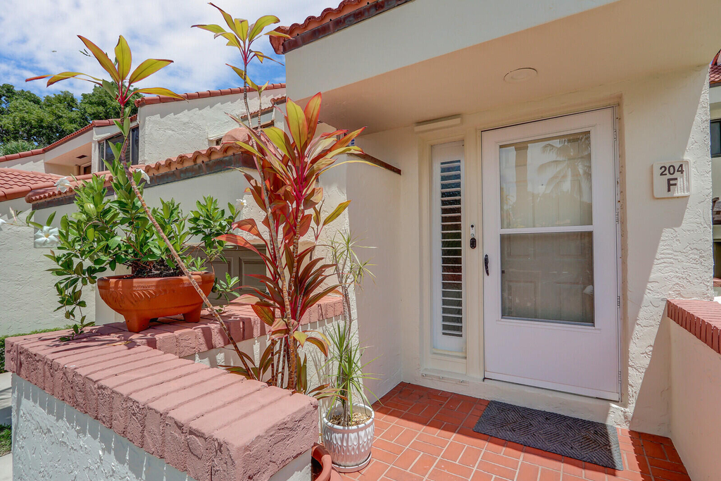 204 Sea Oats Drive - Photo 2