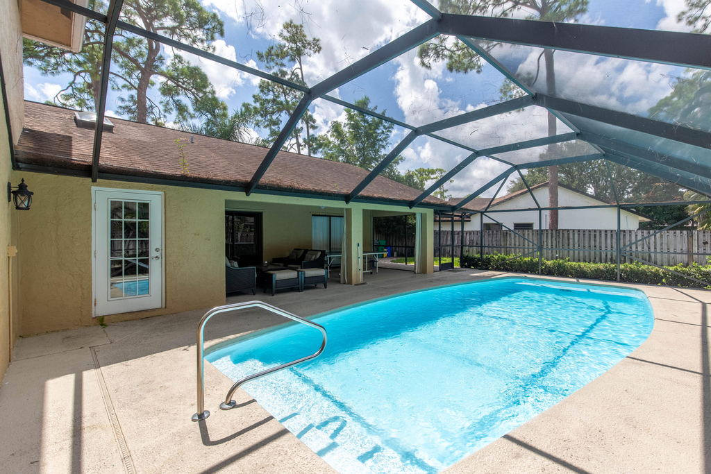 1123 Northumberland Court - Photo 13