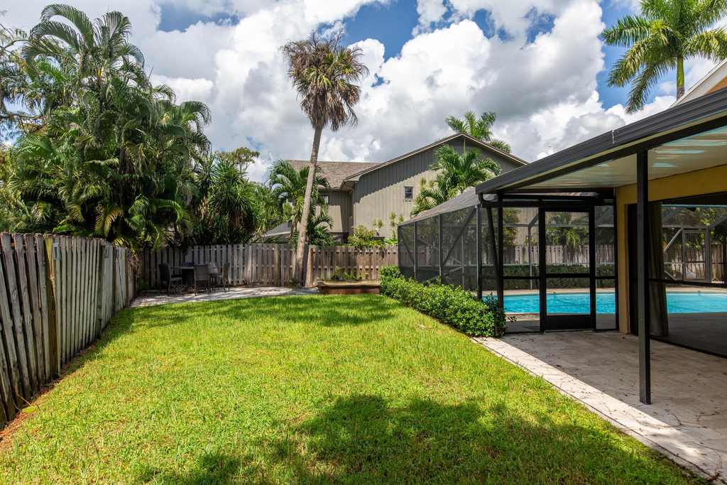 1123 Northumberland Court - Photo 17