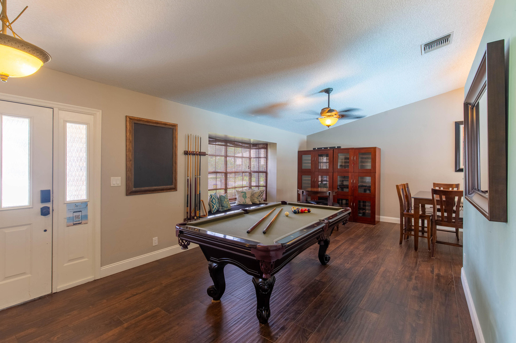 1123 Northumberland Court - Photo 6
