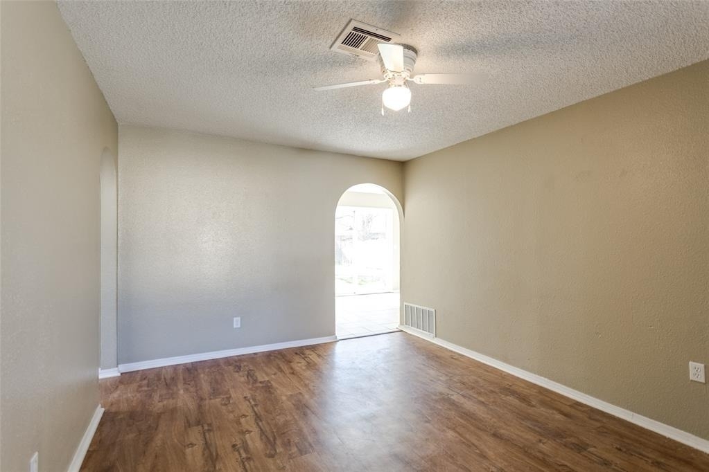 645 Lloyd Avenue - Photo 5