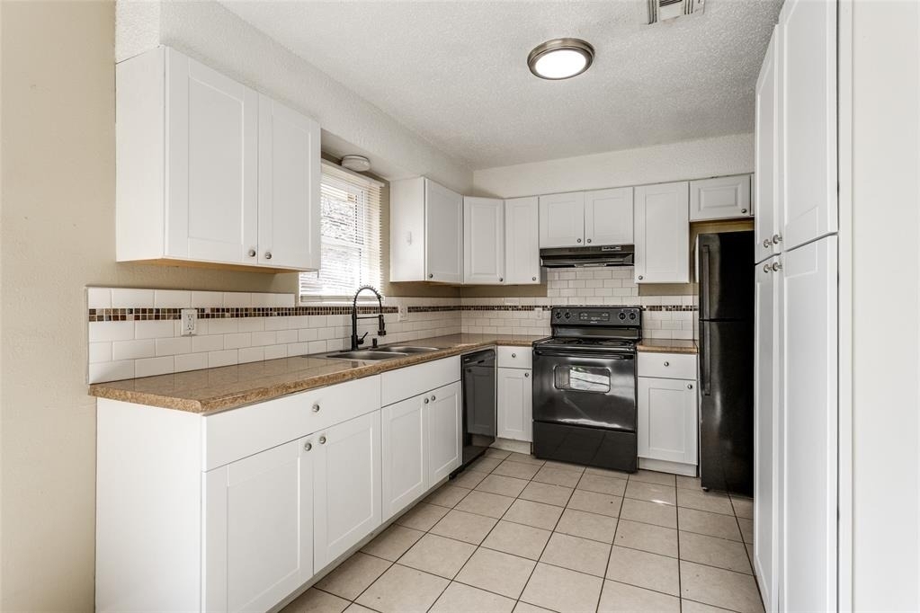 645 Lloyd Avenue - Photo 21