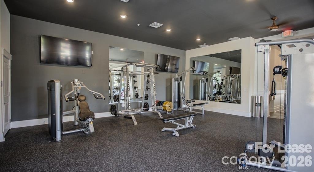 16408 Holly Crest Lane - Photo 13