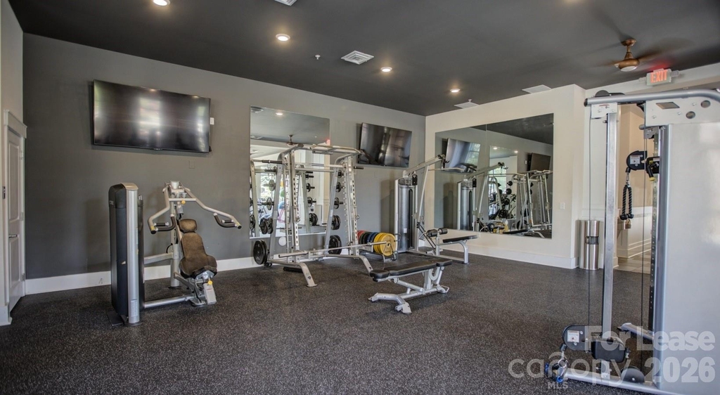 16408 Holly Crest Lane - Photo 13