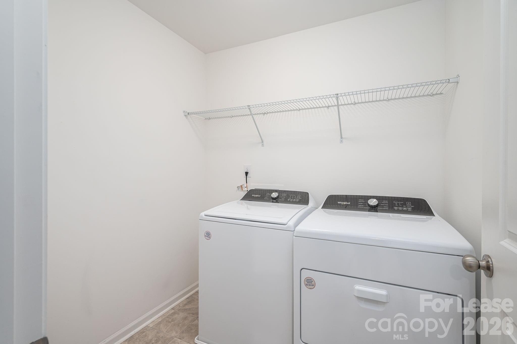 1004 Davis Hills Drive - Photo 8
