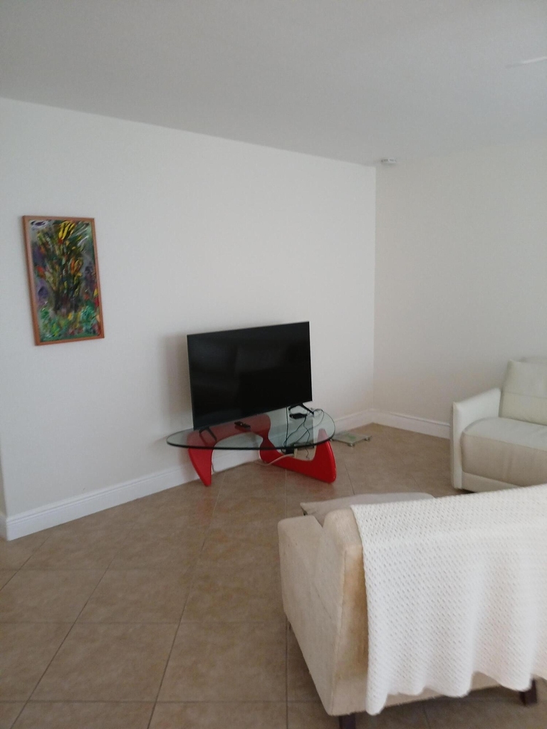 92 Seville - Photo 29