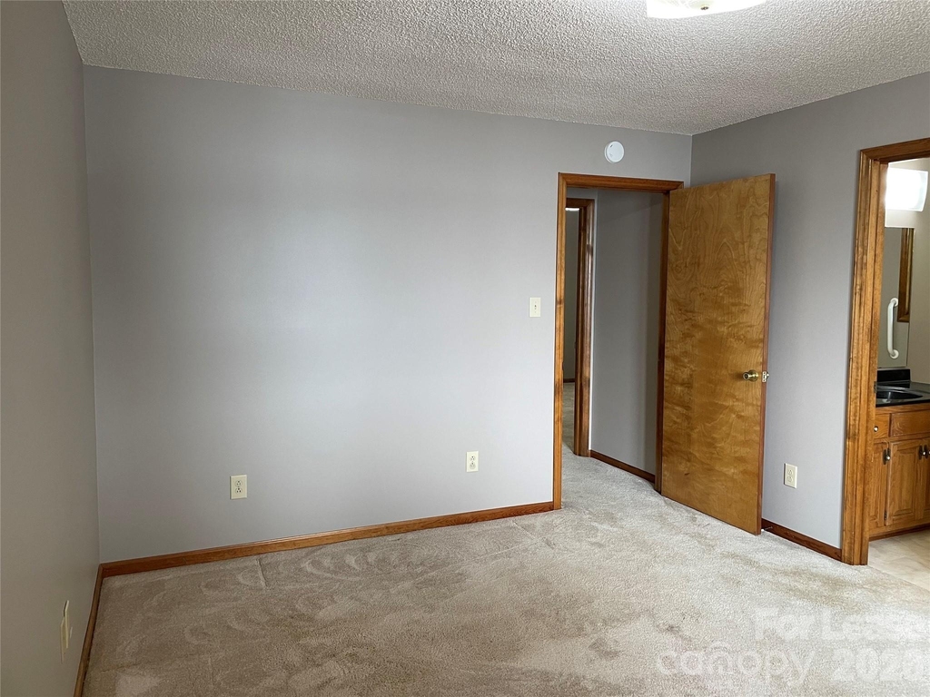 8966 Holdsclaw Road - Photo 22