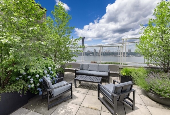 West End Avenue - Photo 11
