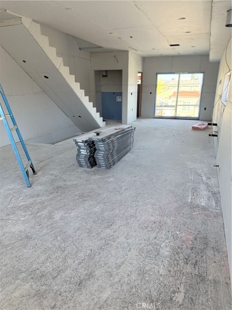 1282 S Leighton Ave. - Photo 1
