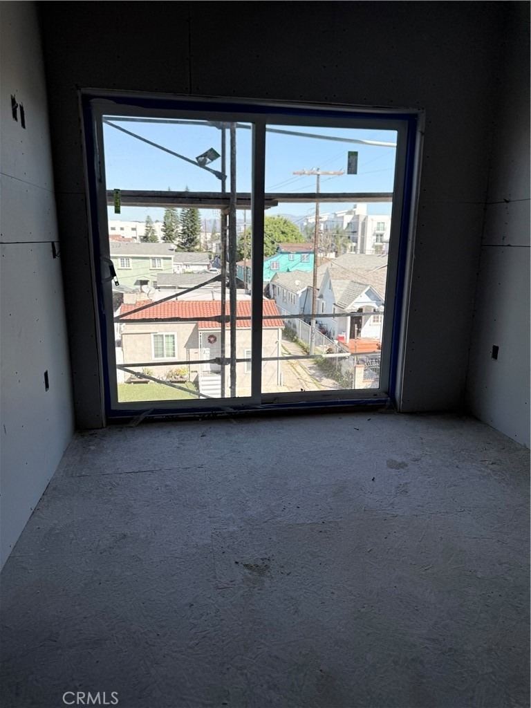 1282 S Leighton Ave. - Photo 2