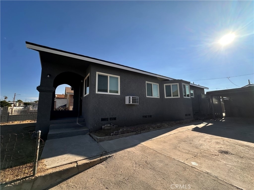 314 Wilshire - Photo 1