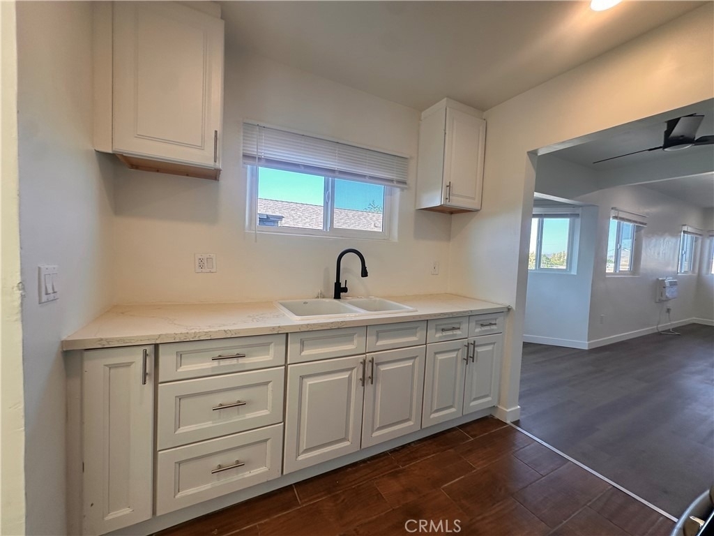 314 Wilshire - Photo 18