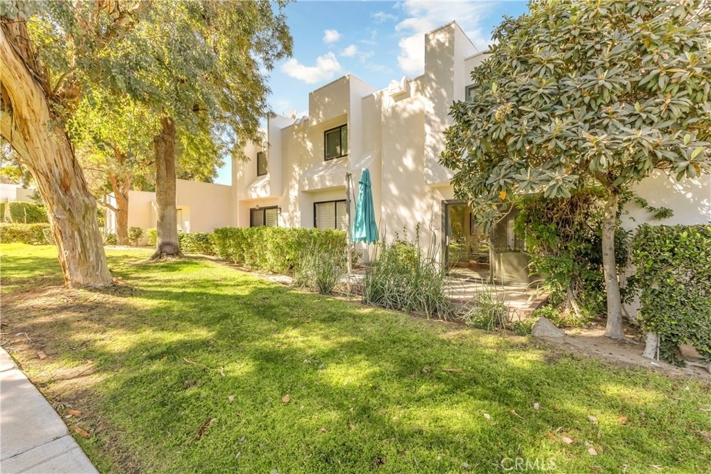 48792 Desert Flower - Photo 15