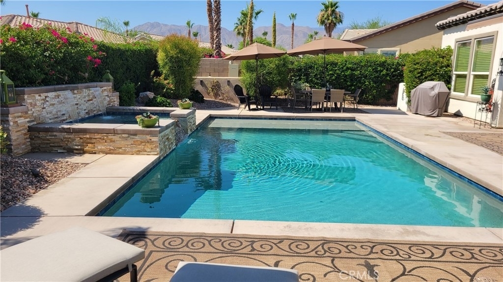 60568 Lace Leaf Court - Photo 1