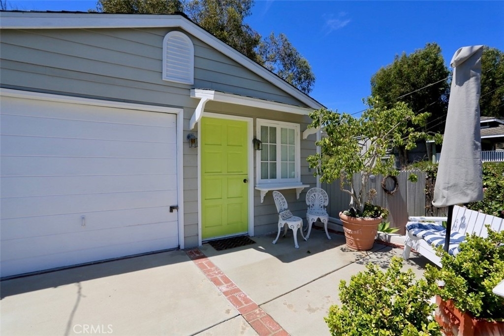 460 Saint Anns Drive - Photo 5