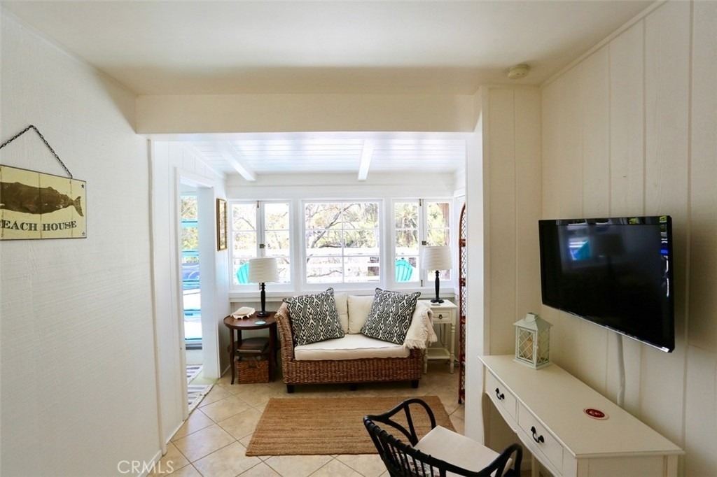 460 Saint Anns Drive - Photo 9