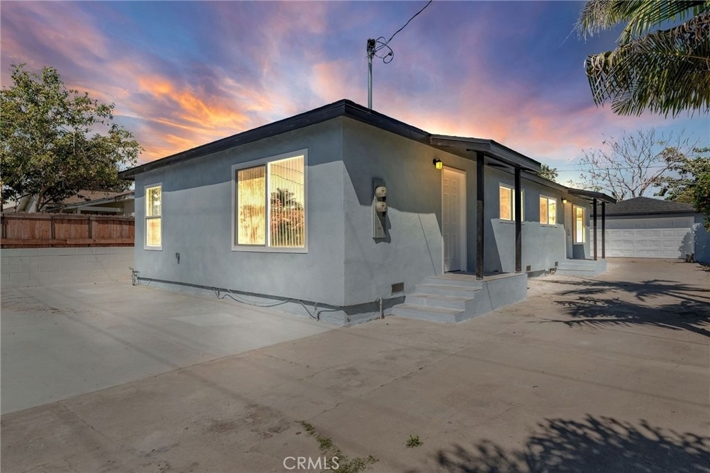 2417 W Stanford - Photo 15
