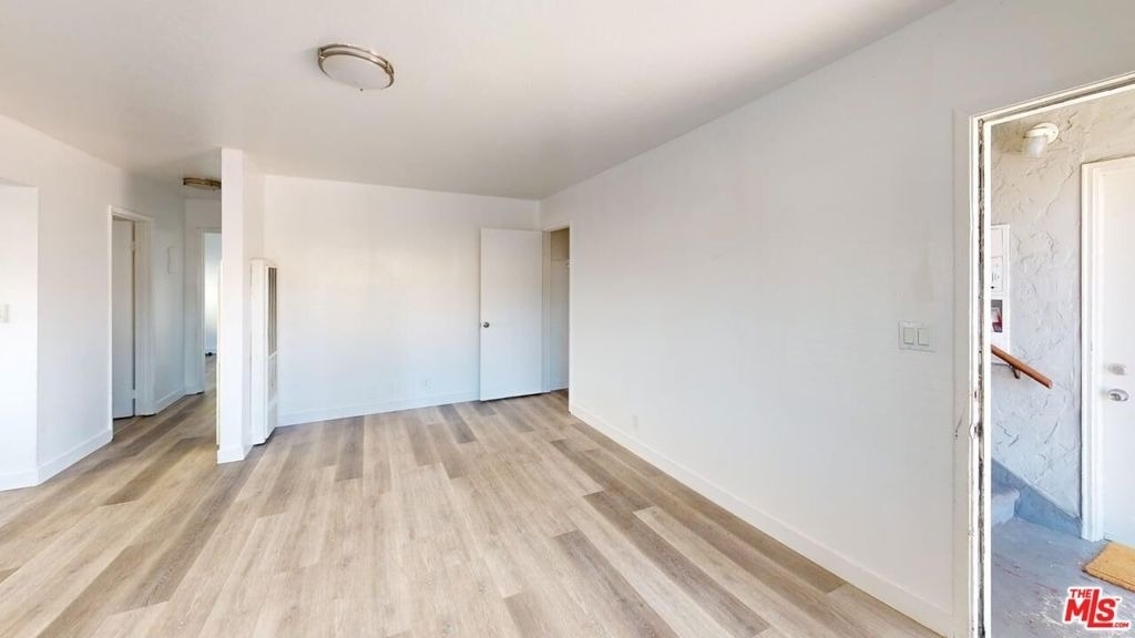 2129 Monroe Street - Photo 10
