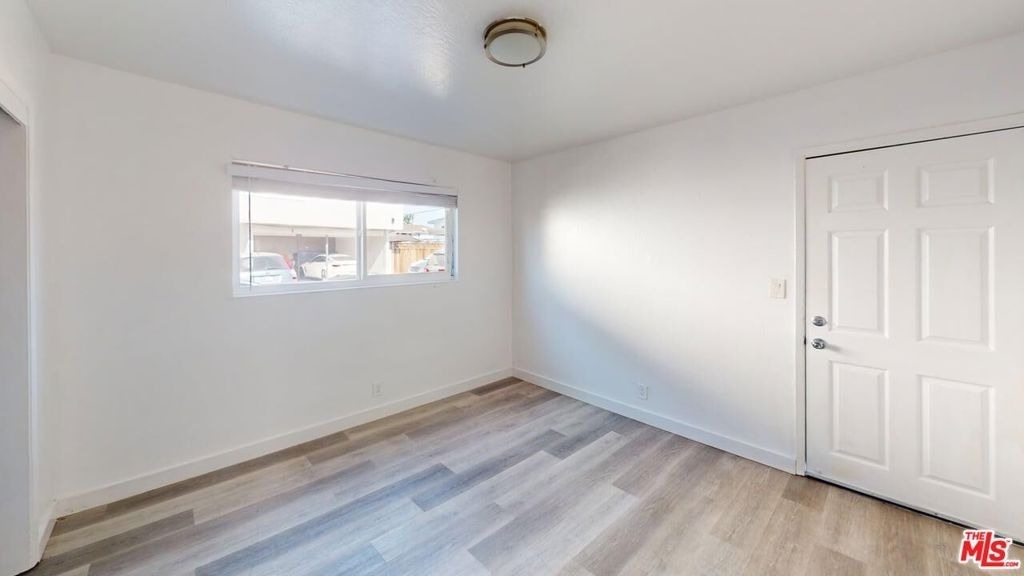 2129 Monroe Street - Photo 9