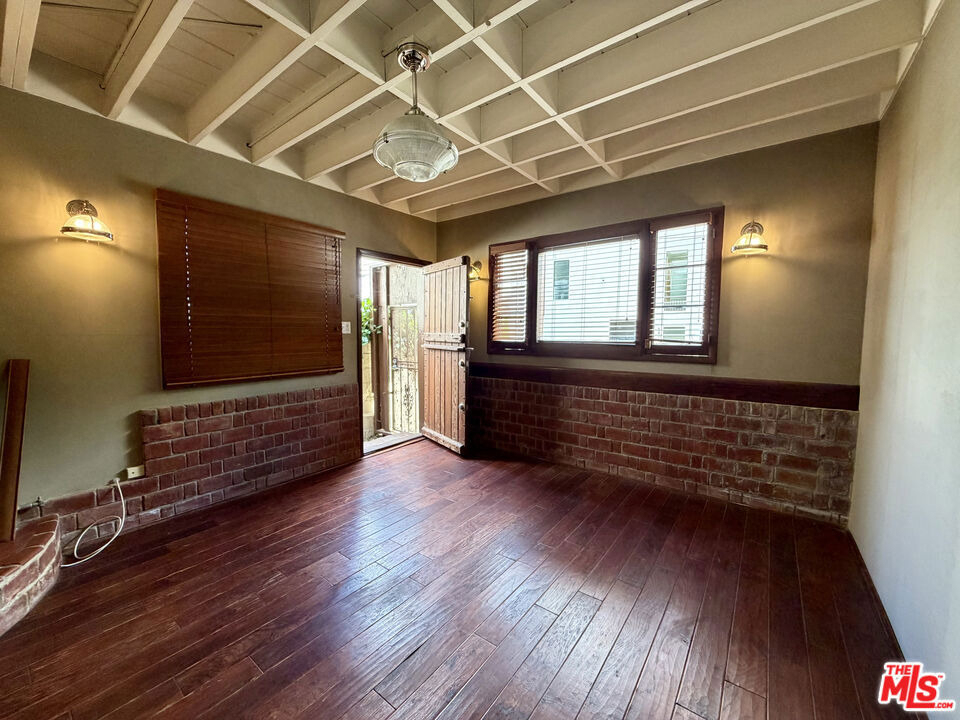 6871 Pacific View Drive - Photo 28