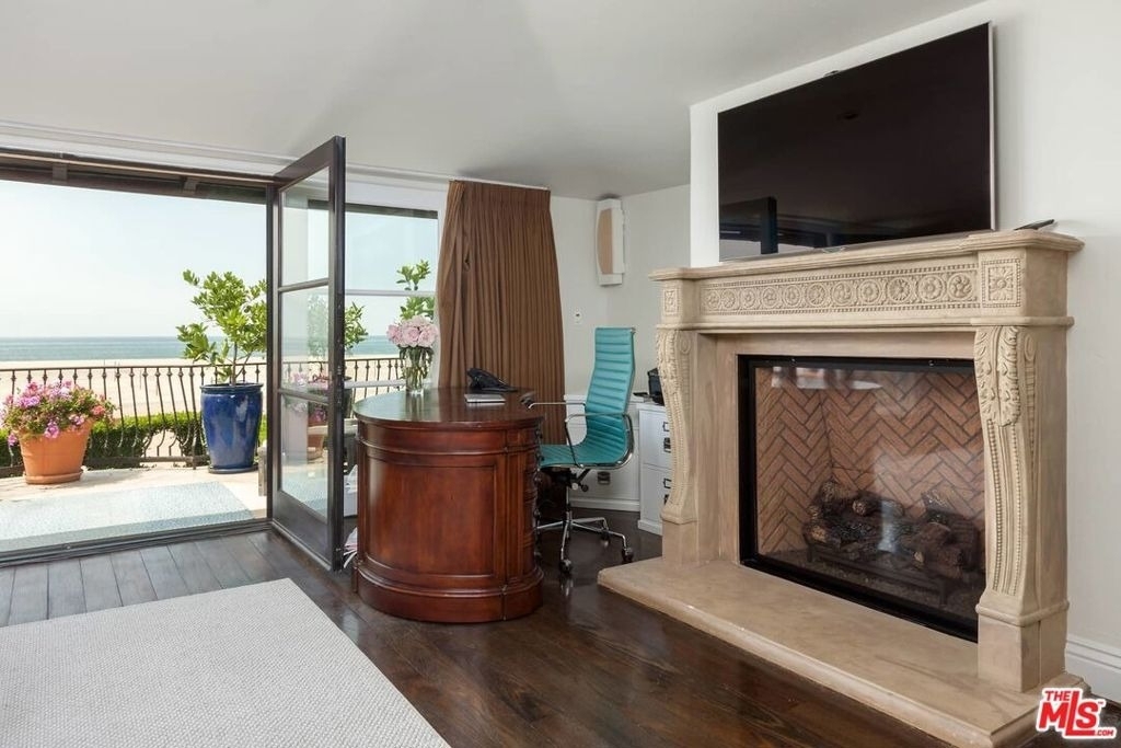 703 Palisades Beach Road - Photo 26