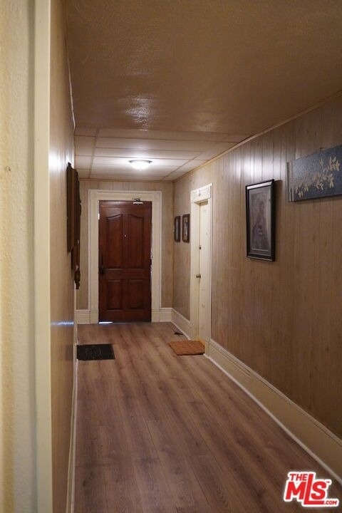 324 E Lime Avenue - Photo 2