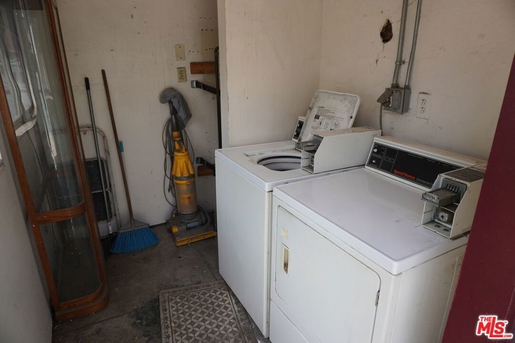 324 E Lime Avenue - Photo 19