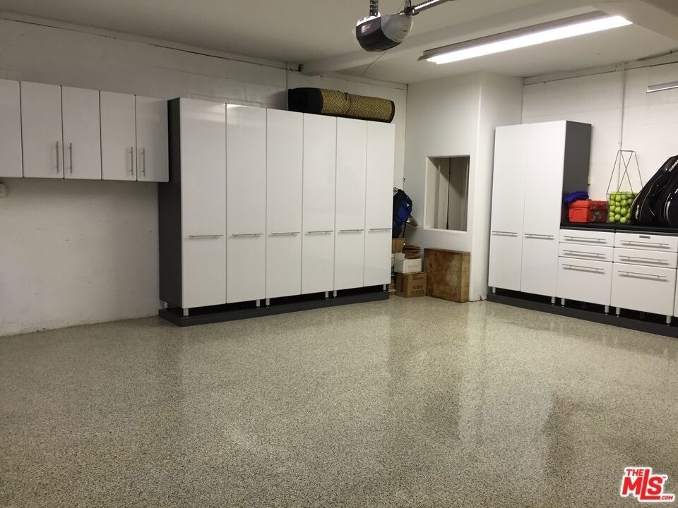 444 W Avenue 37 - Photo 32