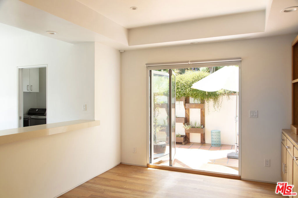444 W Avenue 37 - Photo 15