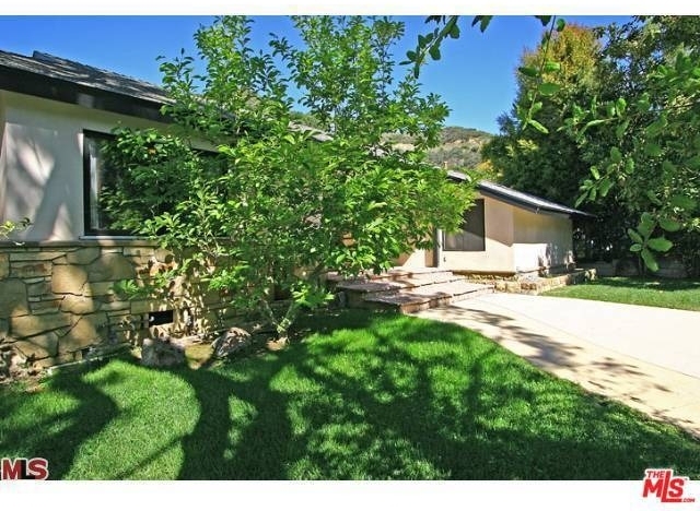 2001 Coldwater Canyon Drive - Photo 16
