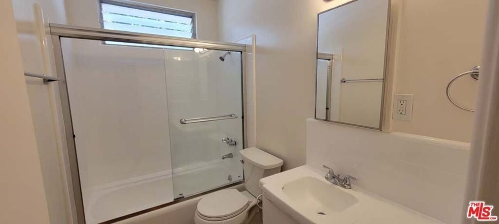 1352 N Citrus Avenue - Photo 12