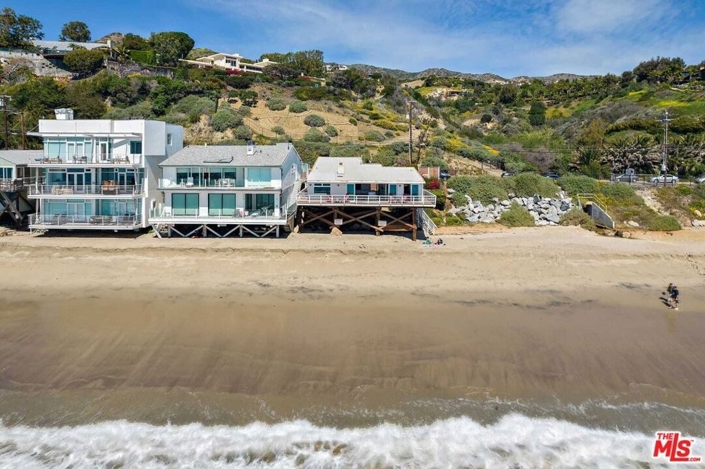 24742 Malibu Road - Photo 0