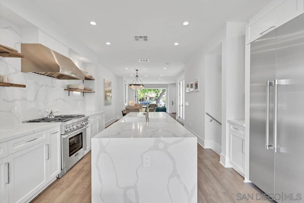 914 B Ave - Photo 10