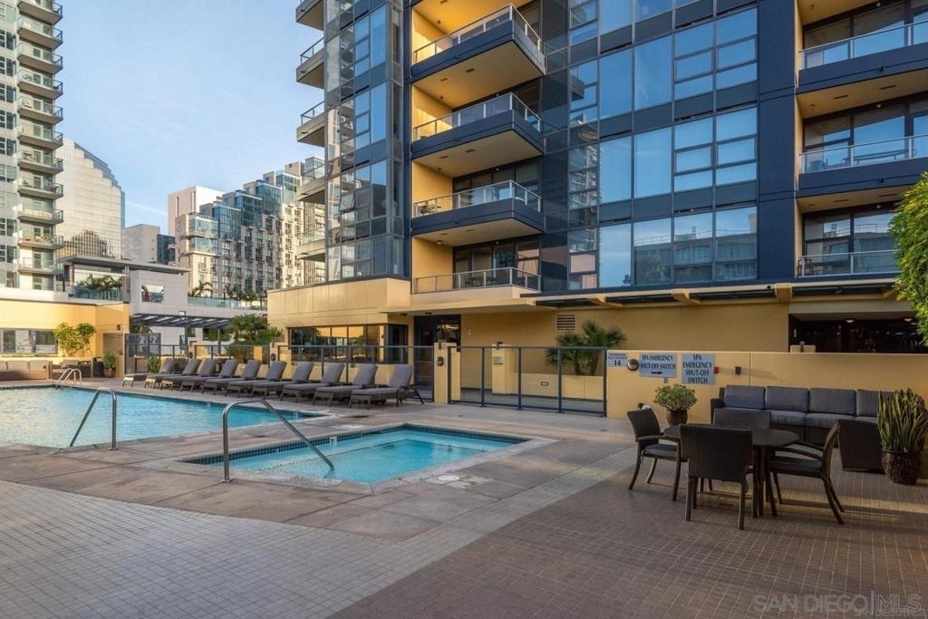 1325 Pacific Hwy - Photo 15