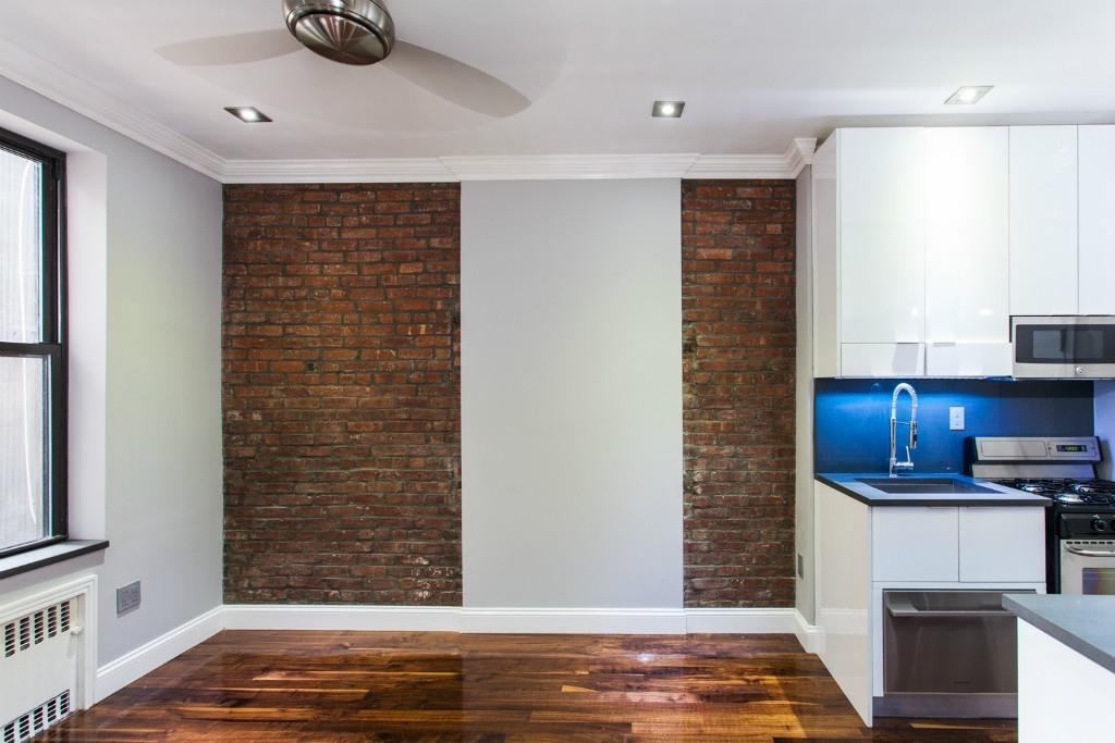 250 E 50th St - Photo 4