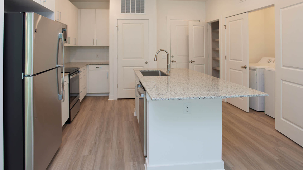 680 Hamilton Ave Se - Photo 6
