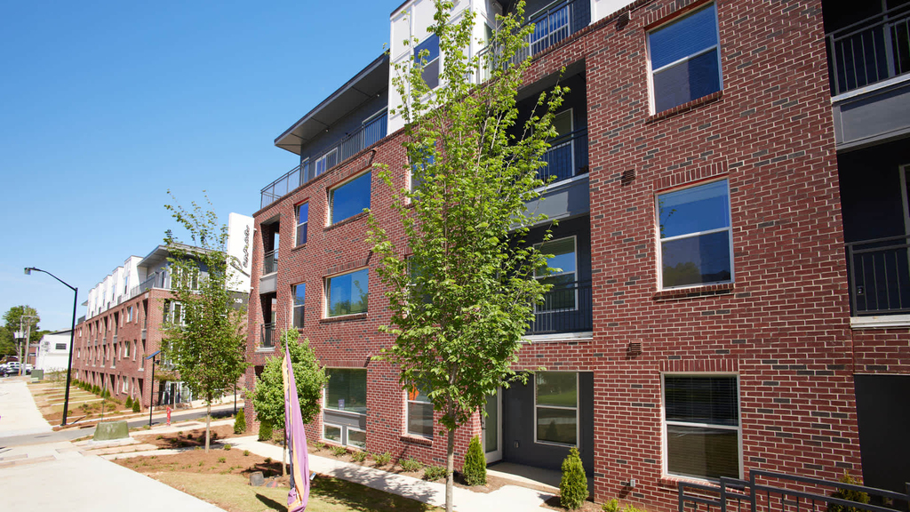 680 Hamilton Ave Se - Photo 0