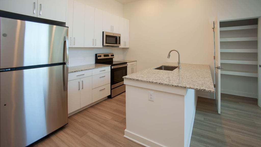 680 Hamilton Ave Se - Photo 5