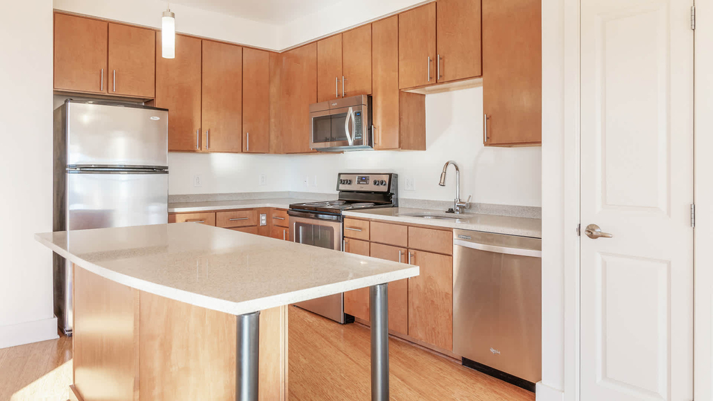 2209 Pershing Drive - Photo 4