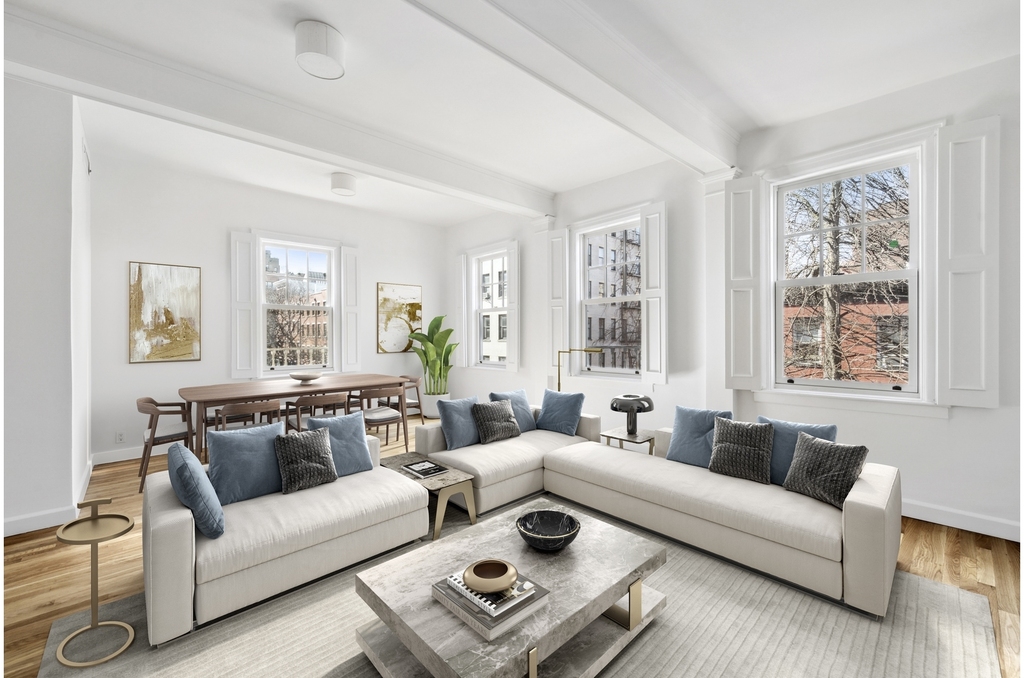 87 Perry St - Photo 1