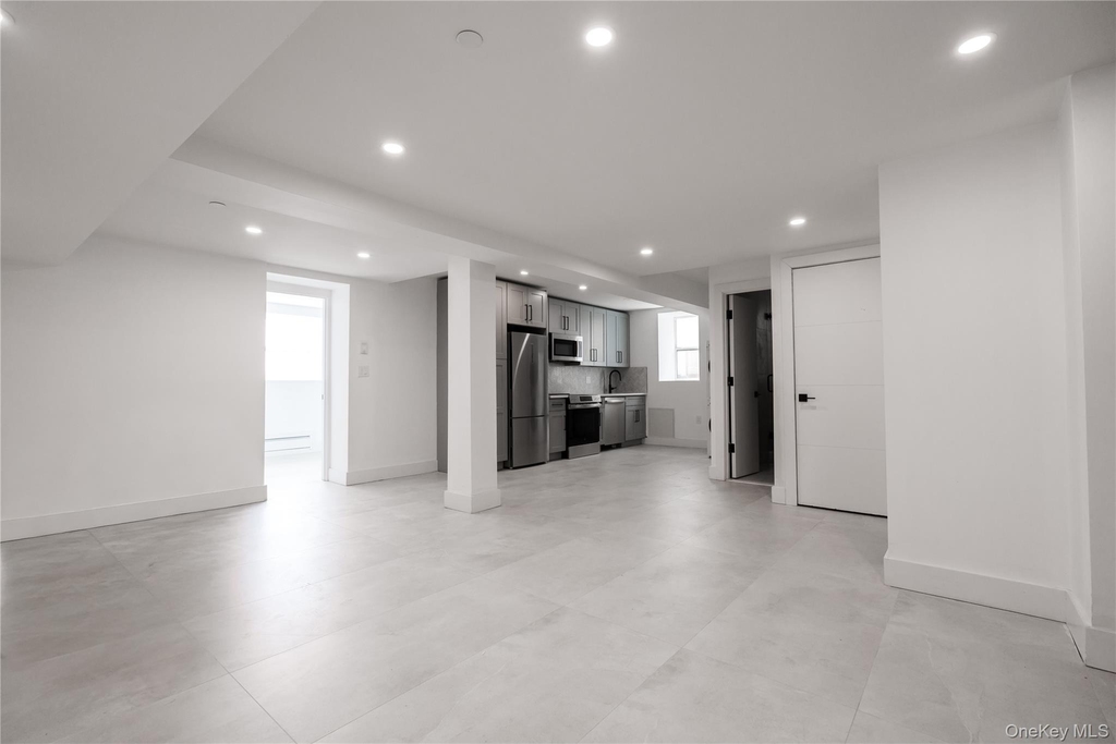 315 Bw W Broadway - Photo 4