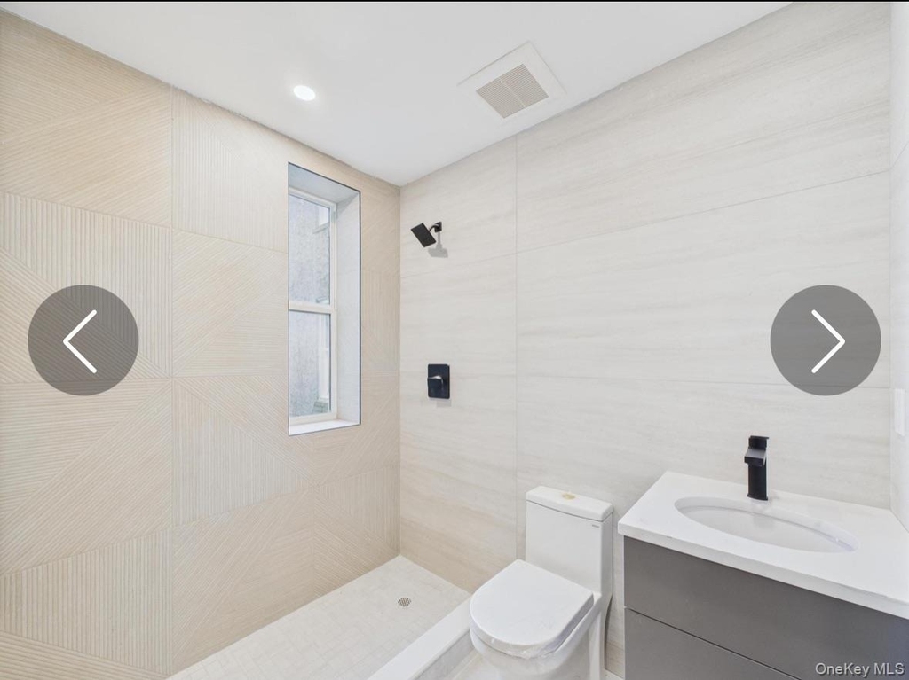 315 1m W Broadway - Photo 6
