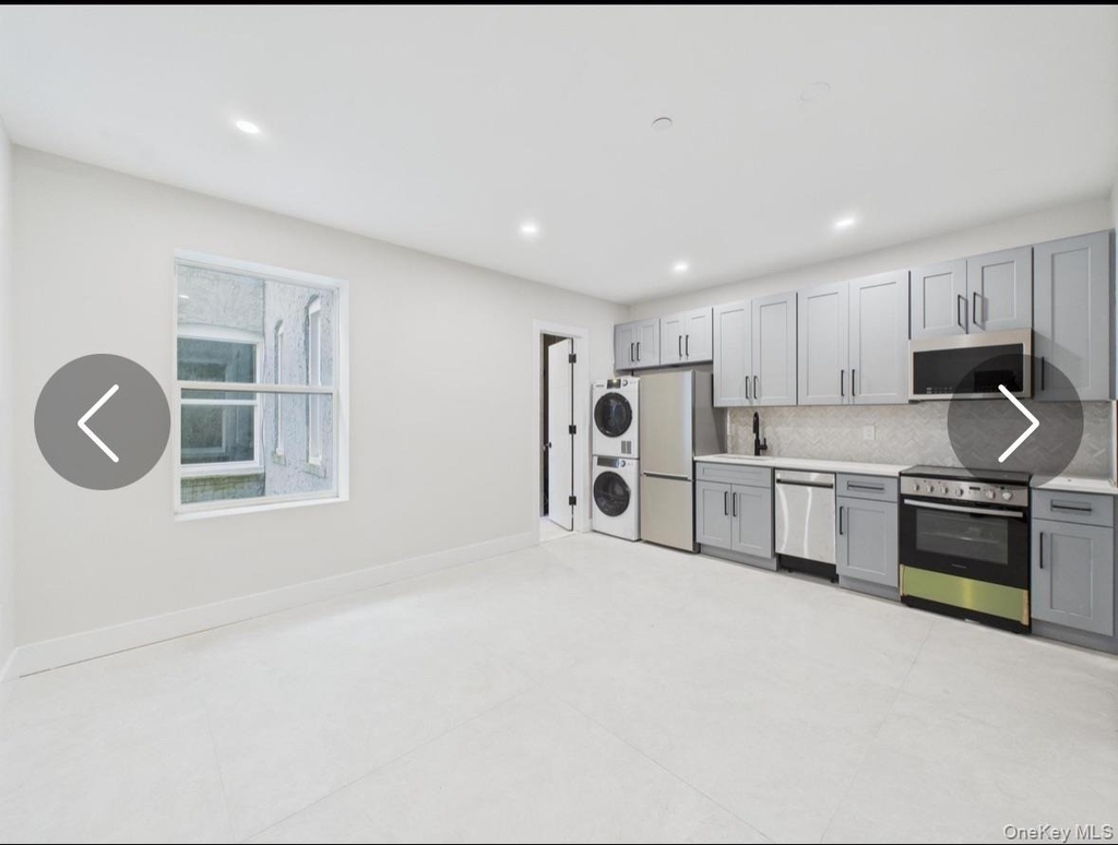 315 1m W Broadway - Photo 9