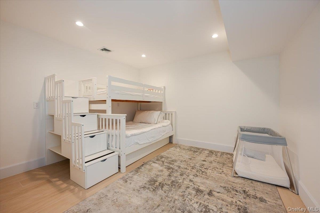 177 Albany Boulevard - Photo 22